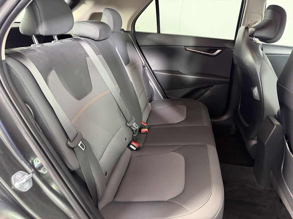Used 2026 Kia Niro LX FWD image 19