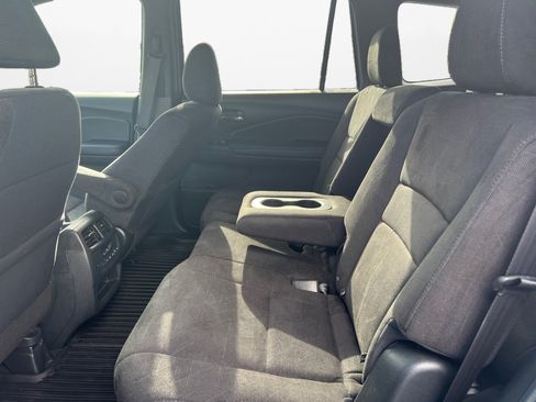 Used 2022 Honda Pilot Sport image 13