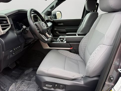 Used 2025 Toyota Tundra SR5 AWD/4WD image 16