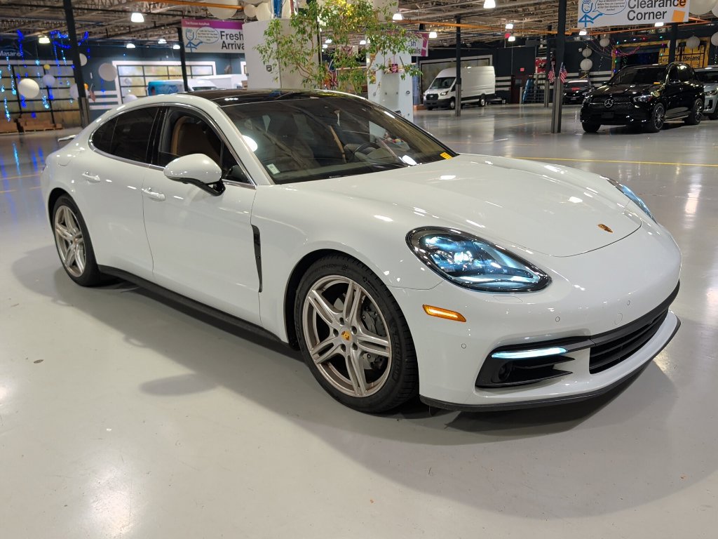Used 2018 Porsche Panamera 4S AWD/4WD image 1