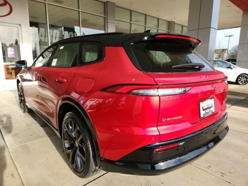 New 2026 Toyota Crown Signia Limited image 9