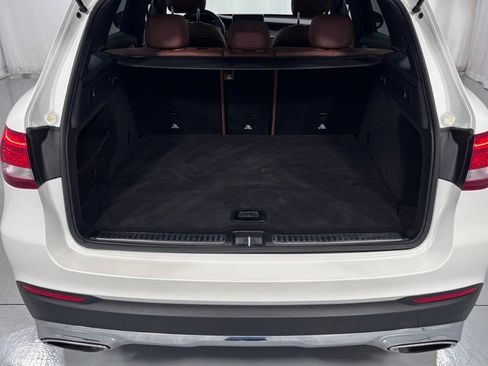 Used 2017 Mercedes-Benz GLC 300 4MATIC image 28