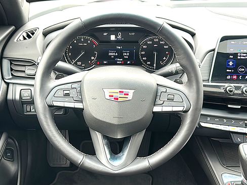 Used 2026 Cadillac CT4 Luxury w/ Sun And Sound Package AWD/4WD image 22