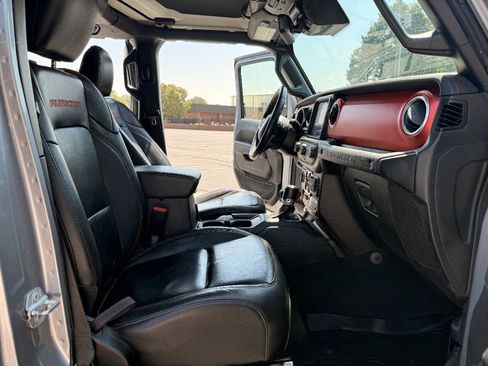 Used 2021 Jeep Wrangler Unlimited Rubicon AWD/4WD image 30