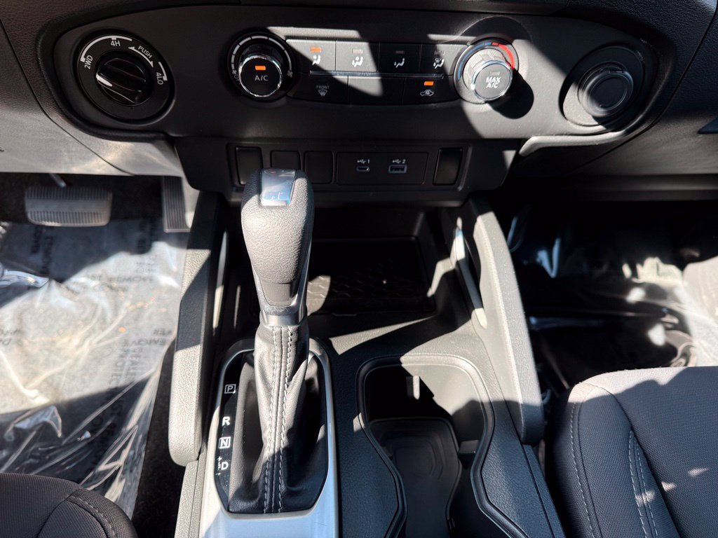 Certified 2023 Nissan Frontier SV AWD/4WD image 20
