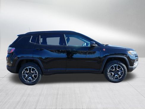 New 2026 Jeep Compass Trailhawk image 7