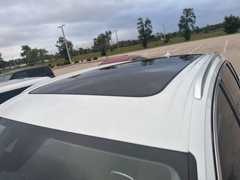 Used 2022 Audi Q7 Premium Plus image 10