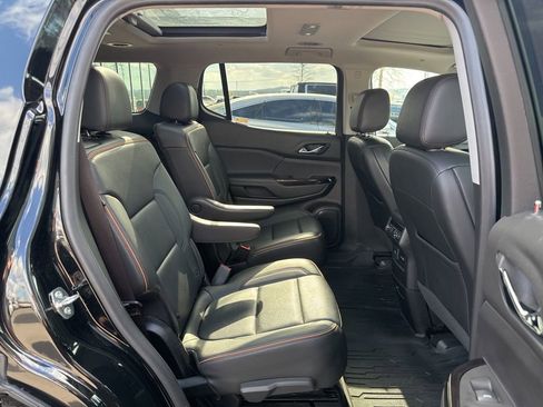 Used 2023 GMC Acadia AT4 w/ Technology Package AWD/4WD image 25