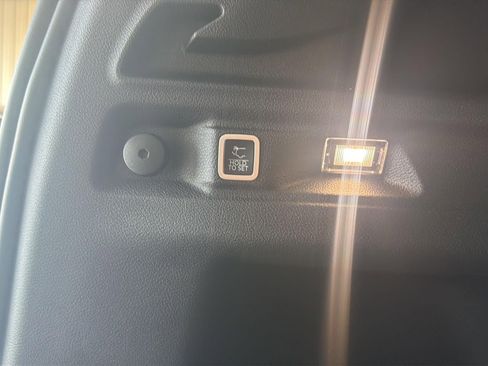 New 2026 Jeep Grand Cherokee L 4WD image 9