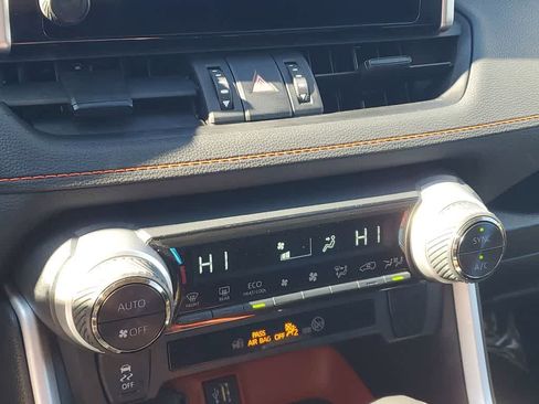 Used 2024 Toyota RAV4 Adventure image 29