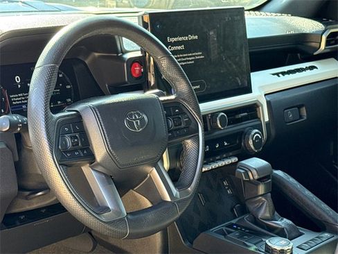 Used 2024 Toyota Tacoma TRD Sport image 19