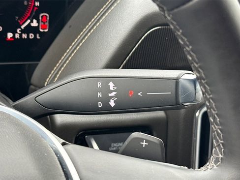 Used 2025 GMC Yukon Elevation image 31