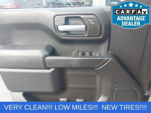 Used 2021 Chevrolet Silverado 1500 Custom Trail Boss w/ LPO, Dark Essentials Package AWD/4WD image 26