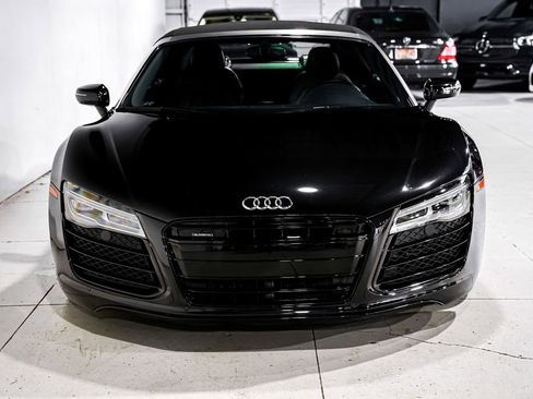 Used 2014 Audi R8 V8 w/ Full Leather Package AWD/4WD image 4