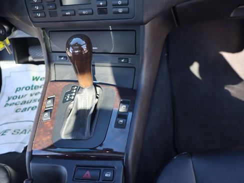 Used 2006 BMW 325Ci Coupe RWD image 16