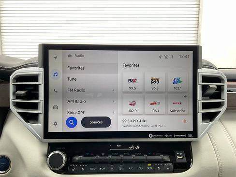 Used 2024 Toyota Sequoia Capstone image 40