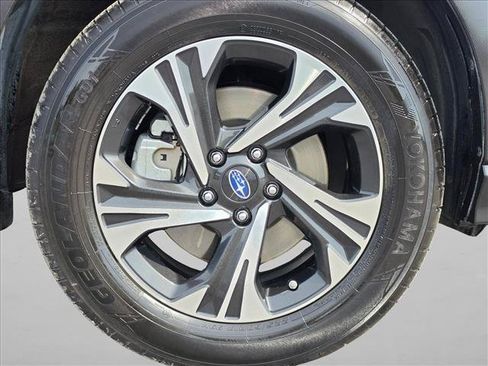 Used 2024 Subaru Crosstrek 2.0i Premium AWD/4WD image 9