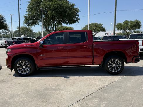 Used 2021 Chevrolet Silverado 1500 LT w/ Bed Protection Package RWD image 8