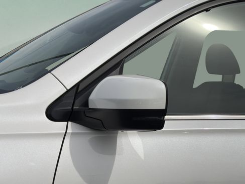 Certified 2023 Honda Pilot Touring image 36