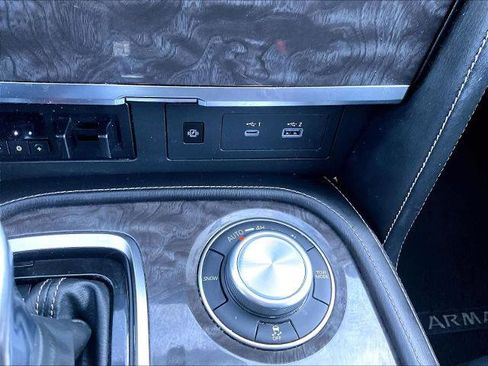 Certified 2022 Nissan Armada Platinum w/ Captain's Chairs Package image 27