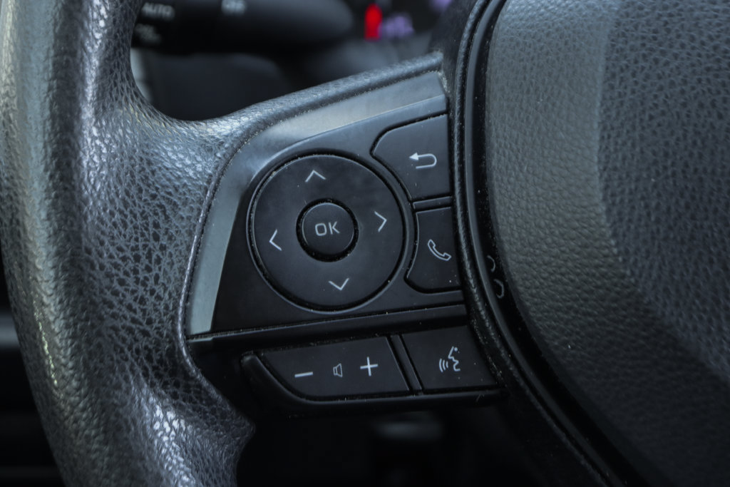 Used 2019 Toyota RAV4 XLE FWD image 20