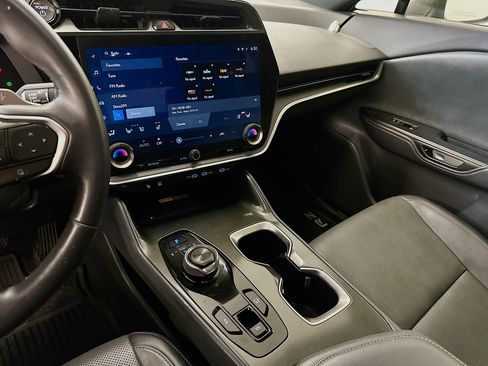 Used 2024 Lexus RZ 450e Premium w/ Technology Package image 26