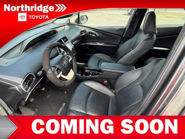 Used 2017 Toyota Prius Four w/ Premium Convenience Package FWD image 5