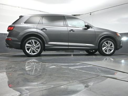 Used 2021 Audi Q7 3.0T Premium Plus w/ Executive Package AWD/4WD image 41