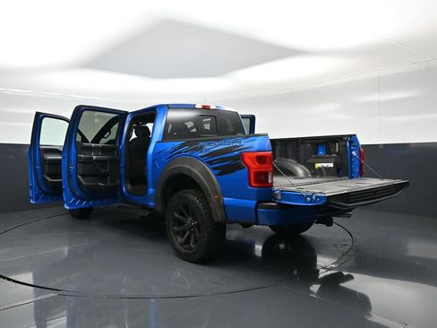 Used 2019 Ford F150 XLT w/ Equipment Group 302A Luxury AWD/4WD image 30