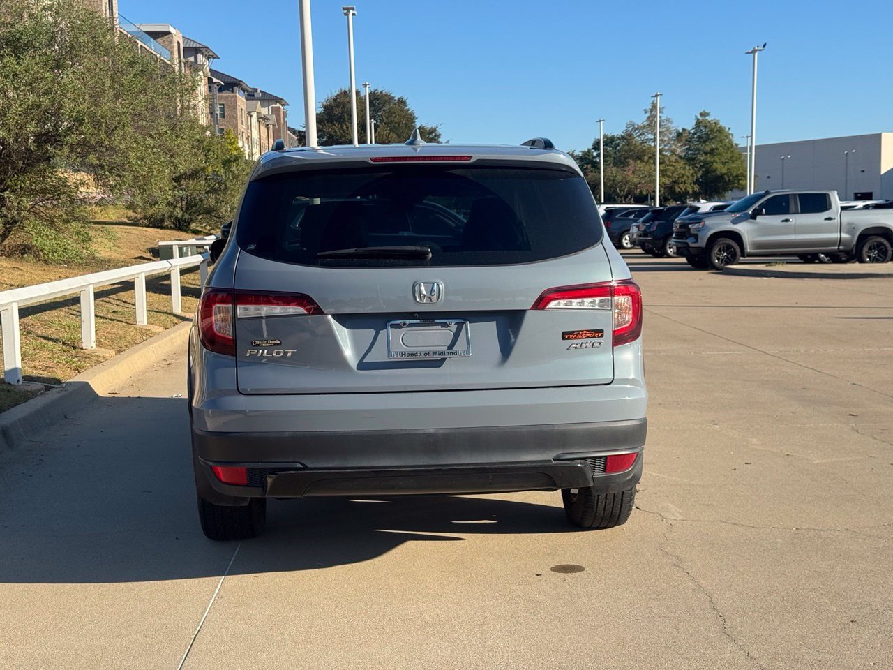 Used 2022 Honda Pilot TrailSport image 5
