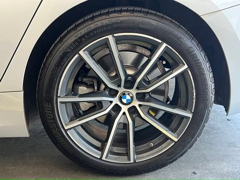 Used 2019 BMW 330i Sedan RWD image 10