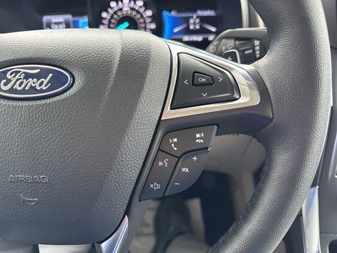 Certified 2024 Ford Edge Titanium w/ Titanium Elite Package image 30