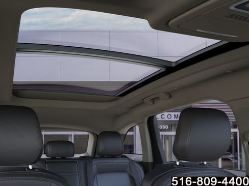 Used 2026 Lincoln Nautilus Premier w/ Equipment Group 102A AWD/4WD image 23