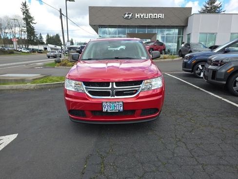 Used 2015 Dodge Journey American Value Package w/ Flexible Seating Group FWD image 4