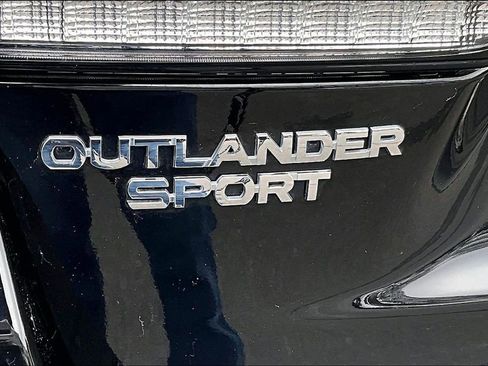 Used 2025 Mitsubishi Outlander Sport SE image 8
