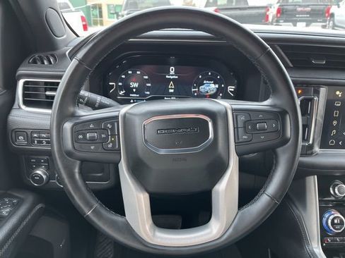 Used 2023 GMC Yukon Denali image 37