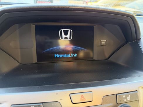 Used 2015 Honda Odyssey Touring Elite image 17