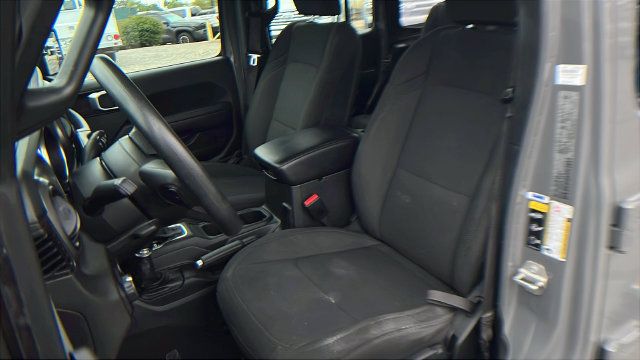 Used 2023 Jeep Wrangler Unlimited Sport AWD/4WD image 18