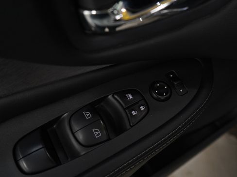 Used 2024 Nissan Murano SV image 24