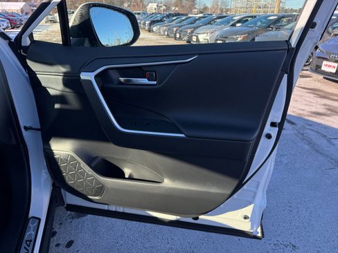 New 2025 Toyota RAV4 Limited image 29