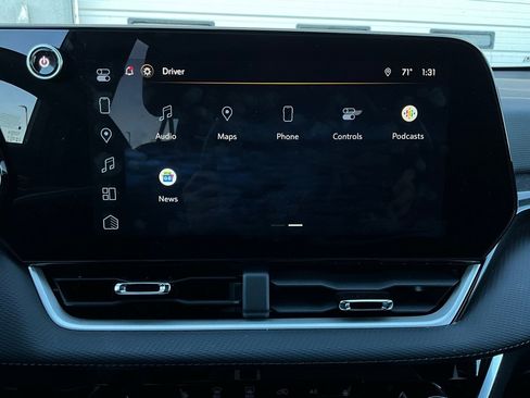 Used 2025 Chevrolet Equinox LT image 29