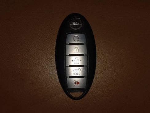 Used 2017 Nissan Armada Platinum w/ Captain Seat Package image 32