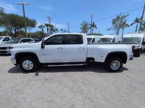 Used 2024 Chevrolet Silverado 3500 LTZ w/ LTZ Plus Package AWD/4WD image 8