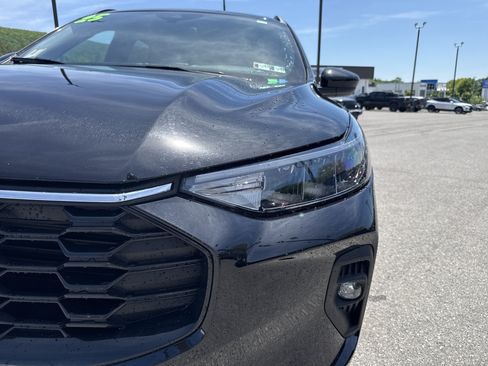Used 2025 Ford Escape ST-Line Select AWD/4WD image 3