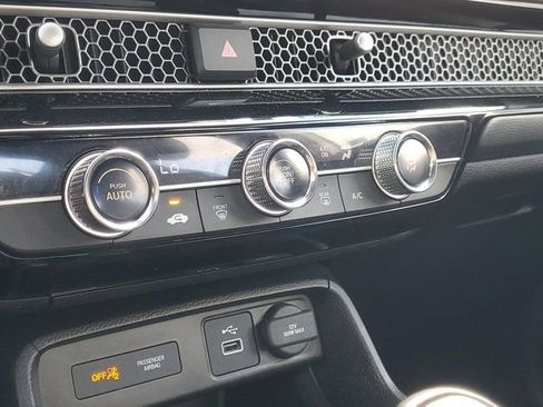 Used 2023 Honda Civic Sport image 31