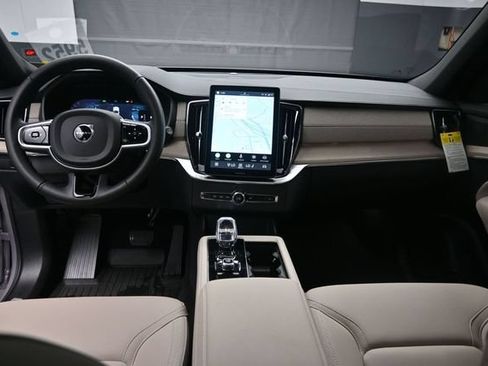 Certified 2026 Volvo XC90 B6 Plus w/ Protection Package Premier AWD/4WD image 9