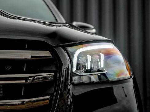New 2026 Mercedes-Benz GLS 580 4MATIC image 6