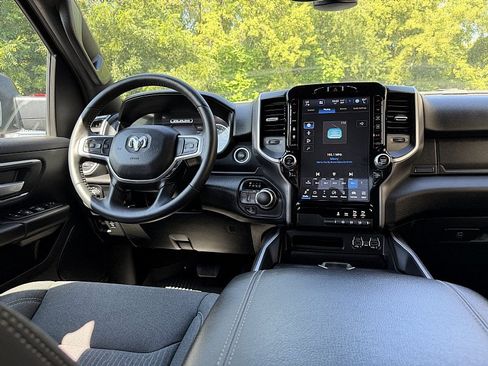 Used 2023 RAM 1500 Big Horn AWD/4WD image 11