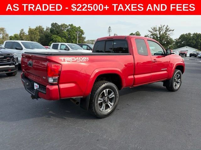 Used 2016 Toyota Tacoma TRD Sport w/ Towing Package AWD/4WD image 6