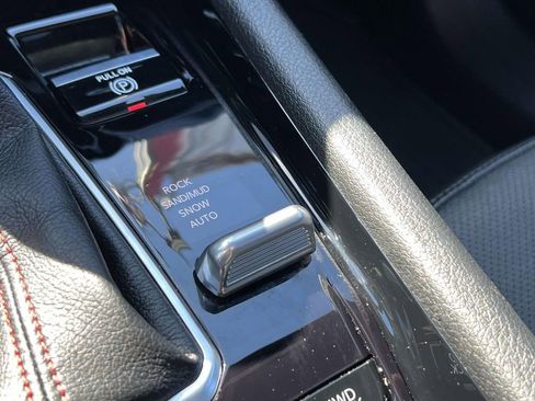 Used 2023 Jeep Compass Trailhawk w/ Trailhawk Elite Group AWD/4WD image 37